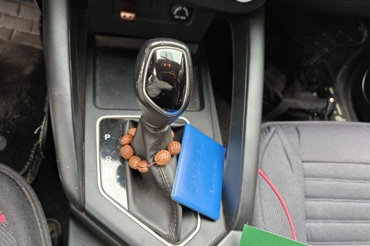 Used Dongfeng Fengon 500 2021 1.5L CVT Enjoyment Model Gear Lever
