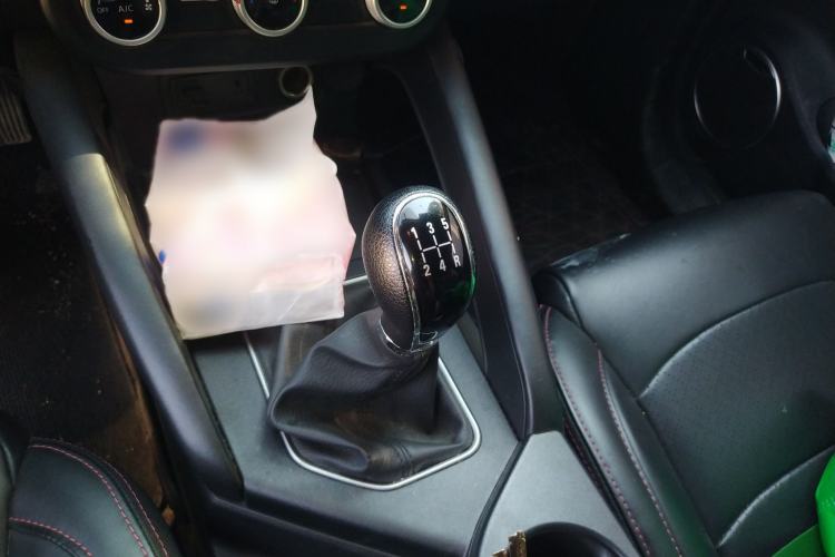 Used Dongfeng Fengon 500 2021 1.5L Manual Enjoyment Model Gear Lever