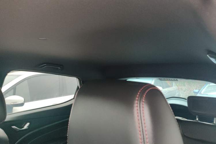 Used Dongfeng Fengon 500 2021 1.5L CVT Enjoyment Model Headliner