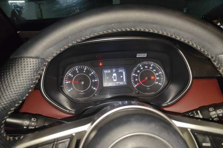 Used Dongfeng Fengon 500 2021 1.5L CVT Enjoyment Model Instrument Cluster