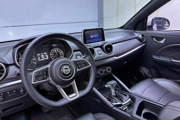 Used Dongfeng Fengon 500 2021 1.5L CVT Enjoyment Version Interior 2
