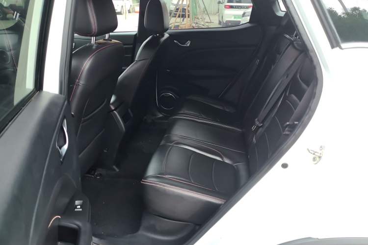Used Dongfeng Fengon 500 2021 1.5L CVT Enjoyment Model Interior 2