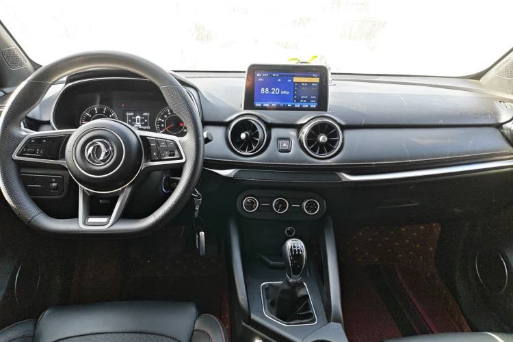 Used Dongfeng Fengon 500 2021 1.5L Manual Enjoyment Model Interior 2