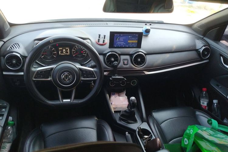 Used Dongfeng Fengon 500 2021 1.5L Manual Enjoyment Model Interior 2