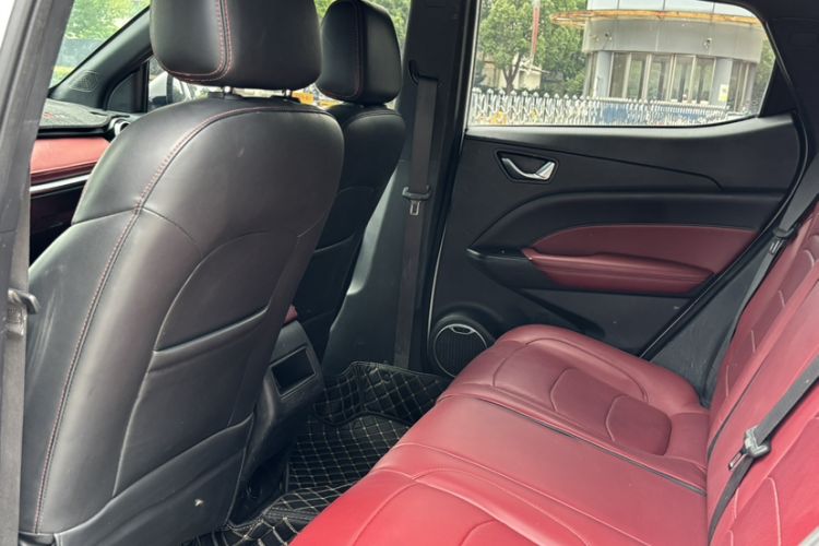 Used Dongfeng Fengon 500 2021 1.5L CVT Enjoyment Model Interior 2