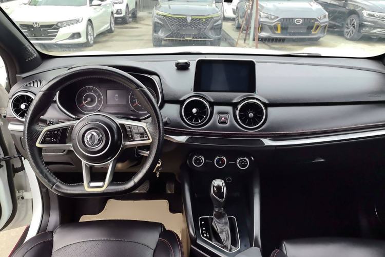 Used Dongfeng Fengon 500 2021 1.5L CVT Enjoyment Model Interior 3