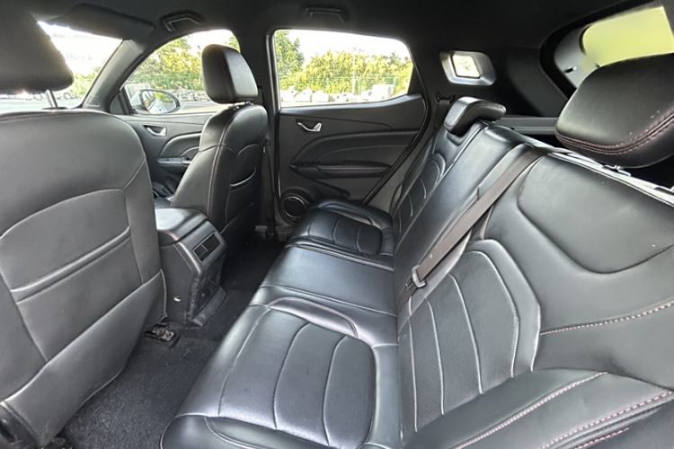 Used Dongfeng Fengon 500 2021 1.5L Manual Enjoyment Model Interior 3