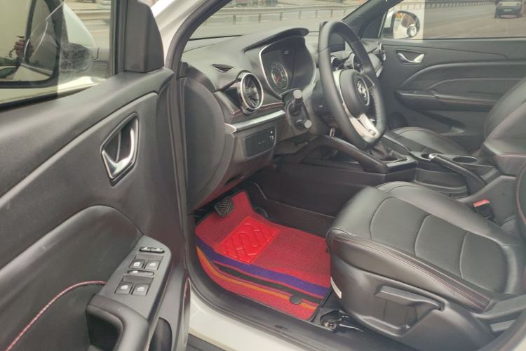 Used Dongfeng Fengon 500 2021 1.5L CVT Enjoyment Model Interior 3