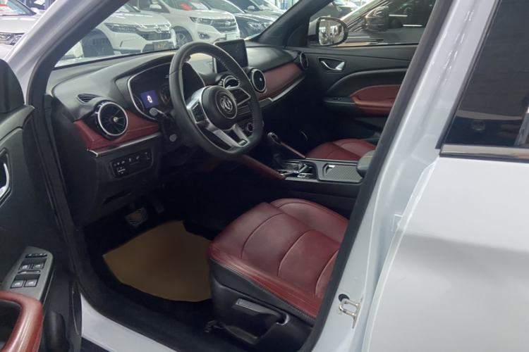 Used Dongfeng Fengon 500 2021 1.5L CVT Enjoyment Version Interior 4