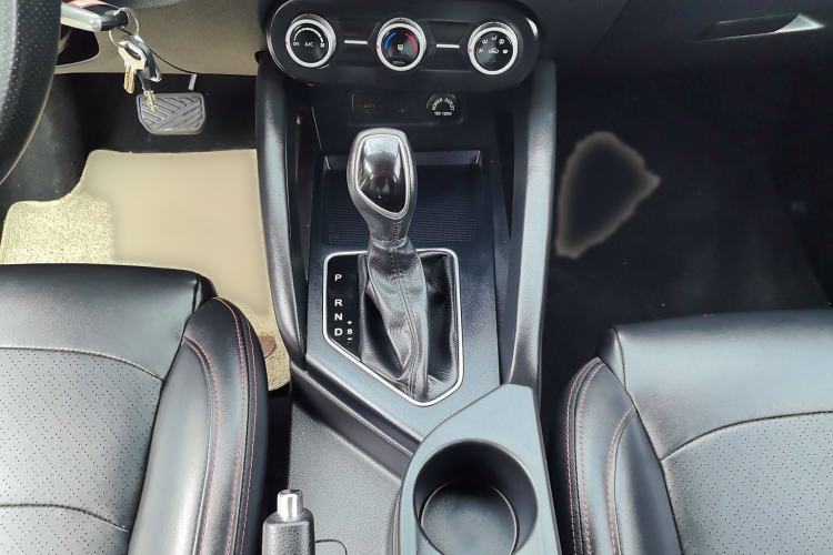Used Dongfeng Fengon 500 2021 1.5L CVT Enjoyment Model Interior 5