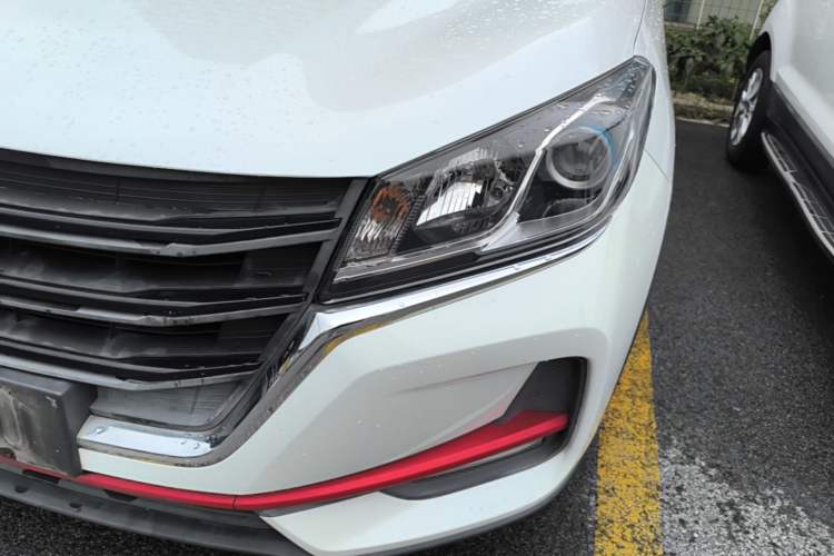 Used Dongfeng Fengon 500 2021 1.5L CVT Enjoyment Version Left Front Headlight