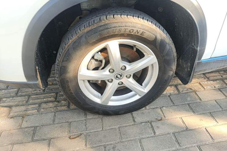 Used Dongfeng Fengon 500 2021 1.5L Manual Enjoyment Model Left Front Wheel Hub