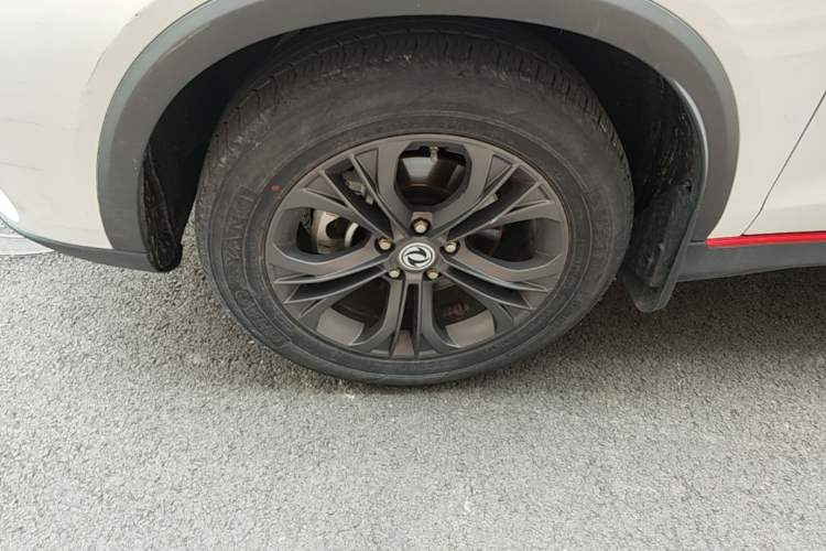 Used Dongfeng Fengon 500 2021 1.5L CVT Enjoyment Version Left Front Wheel Hub