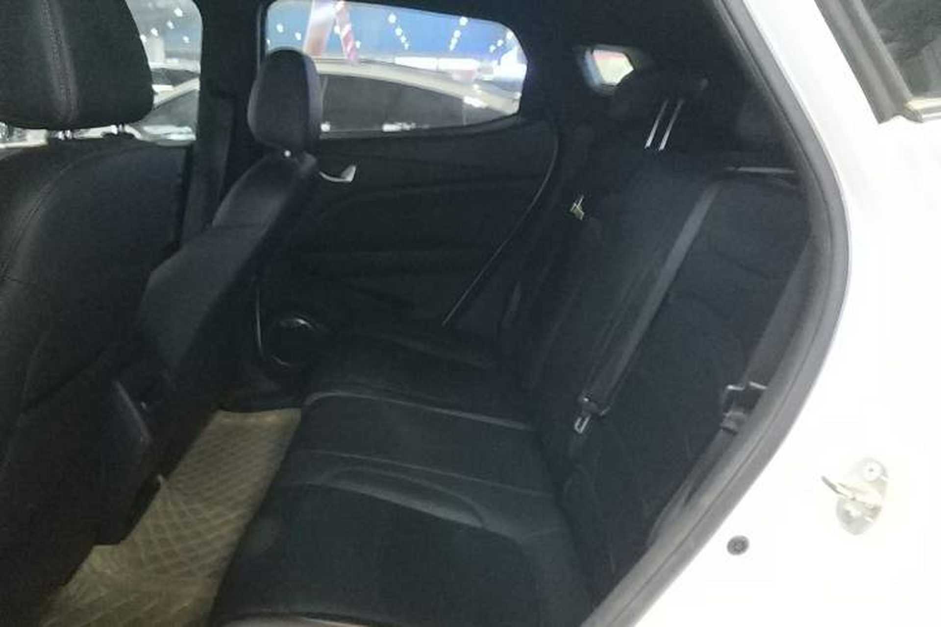 Used Dongfeng Fengon 500 2021 1.5L CVT Enjoyment Model Left Rear Seat