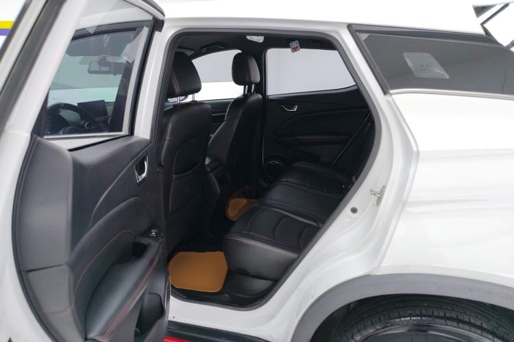 Used Dongfeng Fengon 500 2021 1.5L Manual Enjoyment Model Left Rear Seat