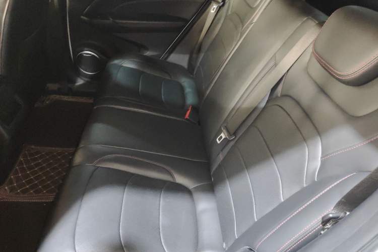 Used Dongfeng Fengon 500 2021 1.5L CVT Enjoyment Model Left Rear Seat
