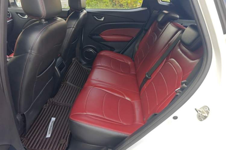 Used Dongfeng Fengon 500 2021 1.5L CVT Enjoyment Model Left Rear Seat