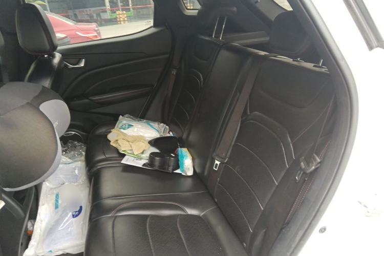 Used Dongfeng Fengon 500 2021 1.5L CVT Enjoyment Version Left Rear Seat