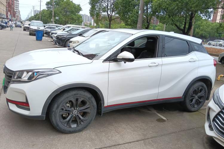 Used Dongfeng Fengon 500 2021 1.5L CVT Enjoyment Version Left Side