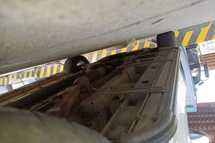 Used Dongfeng Fengon 500 2021 1.5L CVT Enjoyment Version Left Side Sill