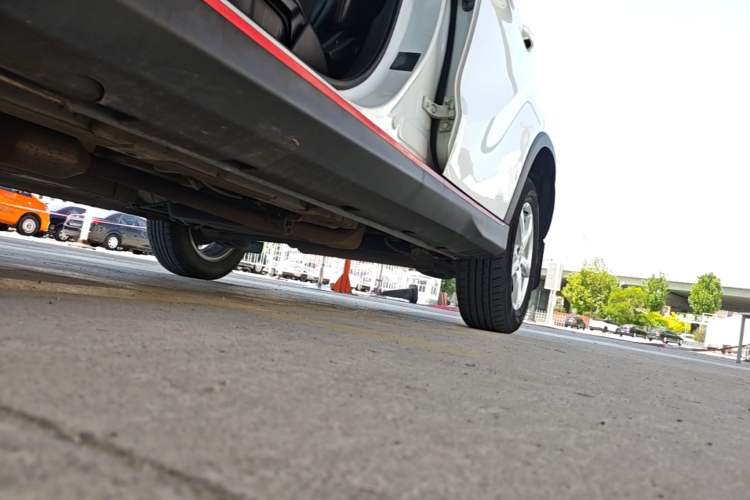 Used Dongfeng Fengon 500 2021 1.5L Manual Enjoyment Model Left Side Sill