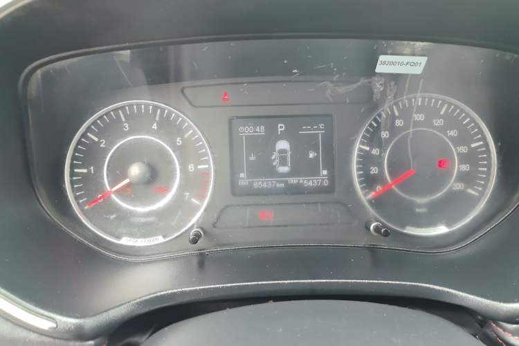 Used Dongfeng Fengon 500 2021 1.5L CVT Enjoyment Model Odometer Close Up