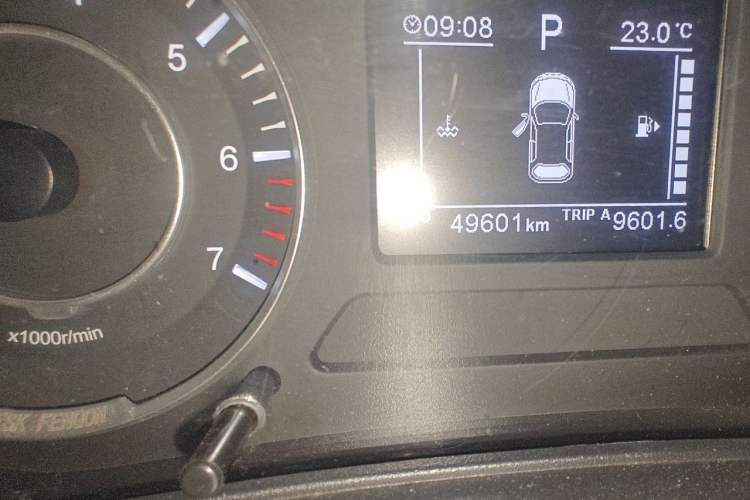 Used Dongfeng Fengon 500 2021 1.5L CVT Enjoyment Model Odometer Close Up