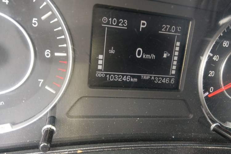 Used Dongfeng Fengon 500 2021 1.5L CVT Enjoyment Version Odometer Close Up