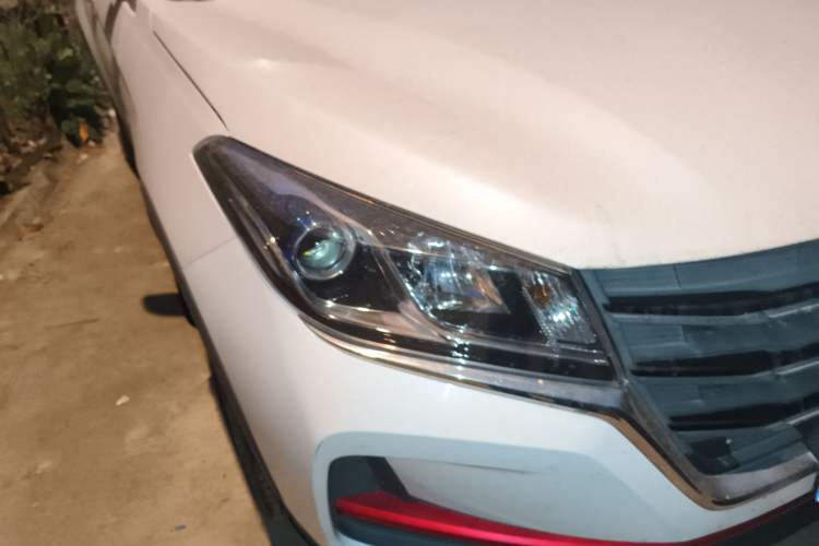 Used Dongfeng Fengon 500 2021 1.5L Manual Enjoyment Model Right Front Headlight