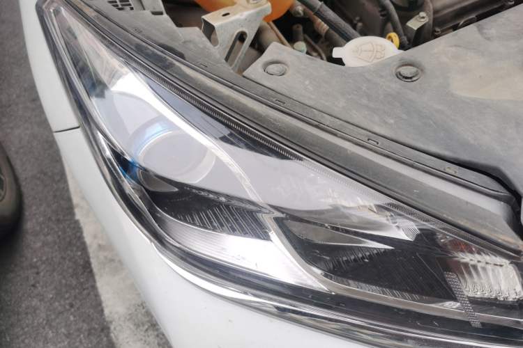 Used Dongfeng Fengon 500 2021 1.5L CVT Enjoyment Version Right Front Headlight