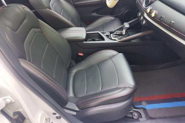 Used Dongfeng Fengon 500 2021 1.5L CVT Enjoyment Version Right Front Seat