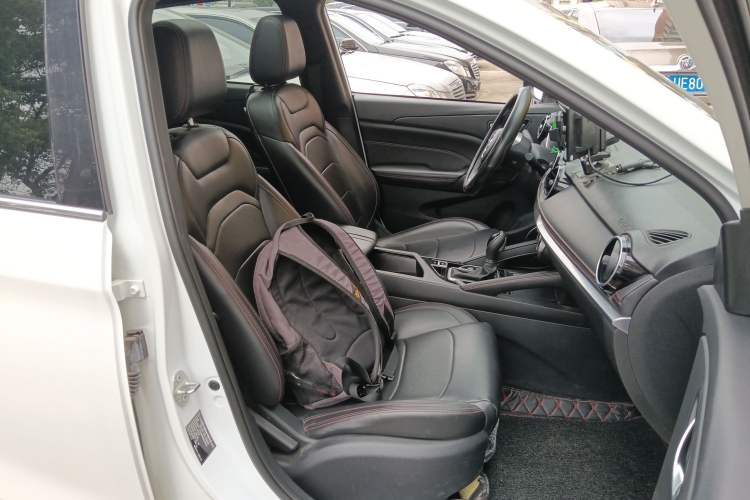 Used Dongfeng Fengon 500 2021 1.5L CVT Enjoyment Version Right Front Seat