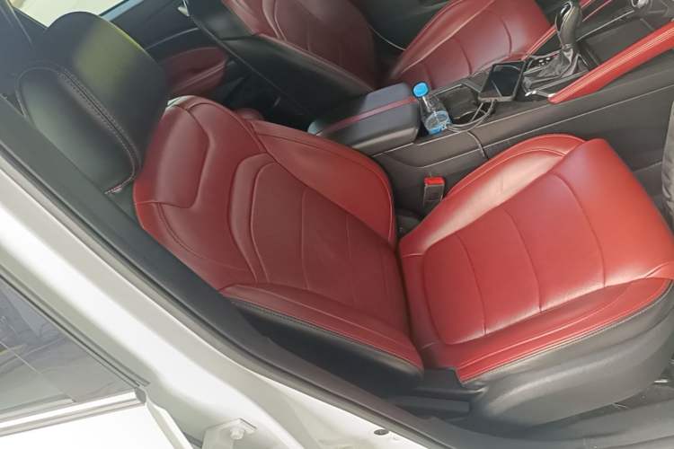 Used Dongfeng Fengon 500 2021 1.5L CVT Enjoyment Version Right Front Seat