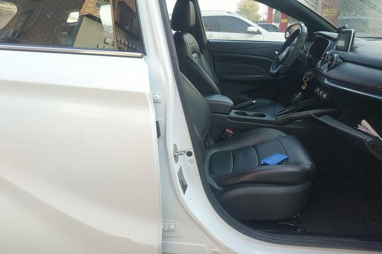 Used Dongfeng Fengon 500 2021 1.5L CVT Enjoyment Model Right Front Seat