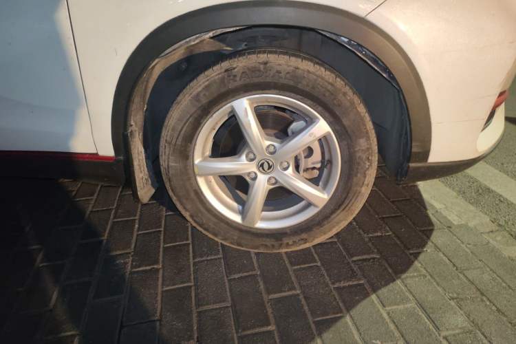 Used Dongfeng Fengon 500 2021 1.5L CVT Enjoyment Model Right Front Wheel Hub