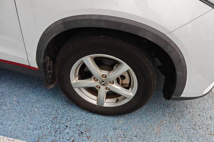 Used Dongfeng Fengon 500 2021 1.5L CVT Enjoyment Model Right Front Wheel Hub