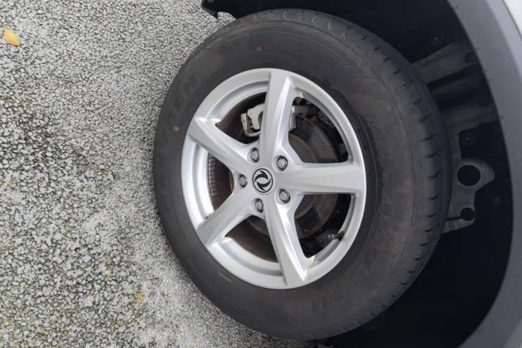 Used Dongfeng Fengon 500 2021 1.5L Manual Enjoyment Model Right Rear Wheel Hub