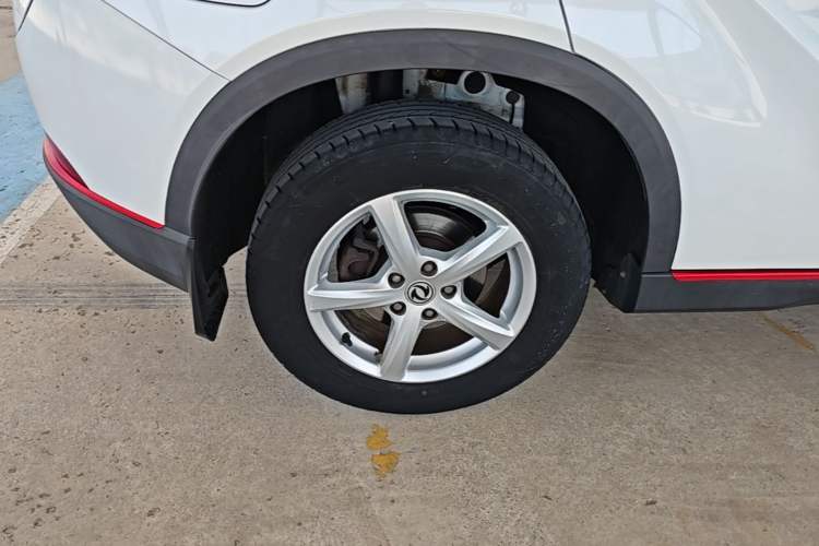 Used Dongfeng Fengon 500 2021 1.5L Manual Enjoyment Model Right Rear Wheel Hub