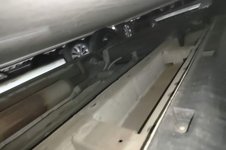 Used Dongfeng Fengon 500 2021 1.5L CVT Enjoyment Model Right Side Sill