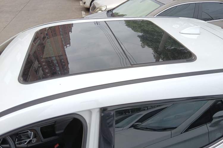 Used Dongfeng Fengon 500 2021 1.5L CVT Enjoyment Version Roof