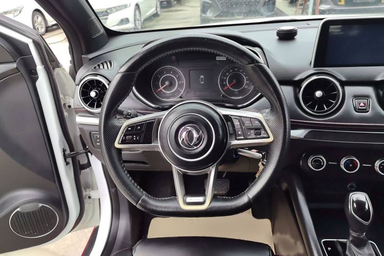 Used Dongfeng Fengon 500 2021 1.5L CVT Enjoyment Model Steering Wheel