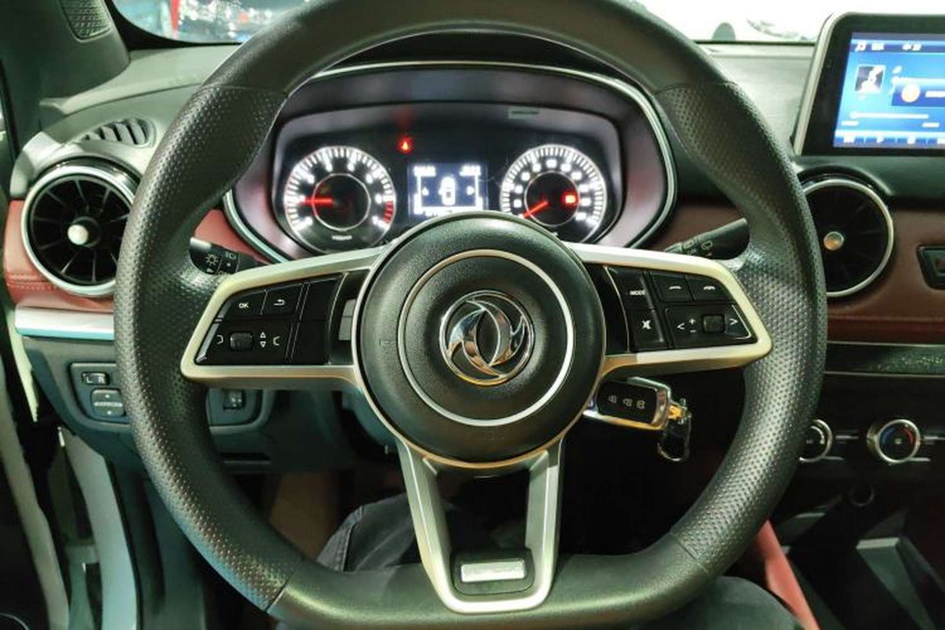 Used Dongfeng Fengon 500 2021 1.5L Manual Enjoyment Model Steering Wheel