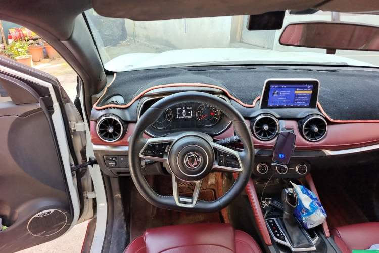Used Dongfeng Fengon 500 2021 1.5L CVT Enjoyment Version Steering Wheel