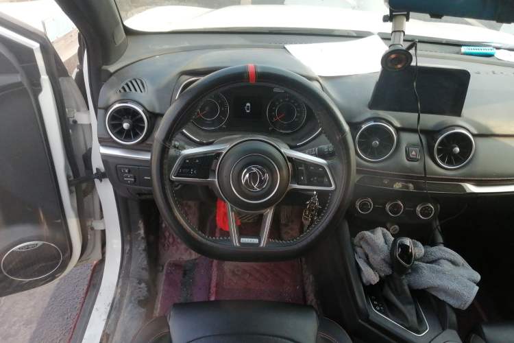 Used Dongfeng Fengon 500 2021 1.5L CVT Enjoyment Version Steering Wheel