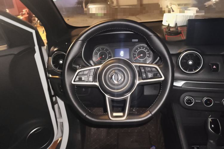 Used Dongfeng Fengon 500 2021 1.5L CVT Enjoyment Version Steering Wheel