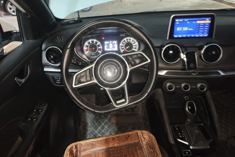 Used Dongfeng Fengon 500 2021 1.5L CVT Enjoyment Version Steering Wheel