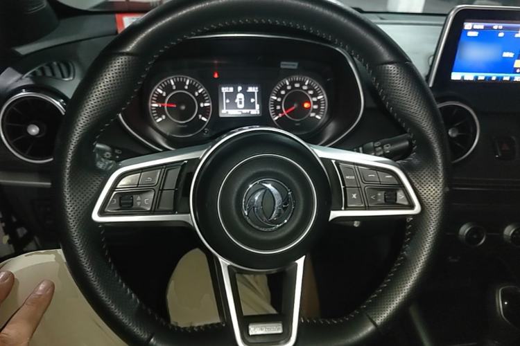 Used Dongfeng Fengon 500 2021 1.5L CVT Enjoyment Model Steering Wheel