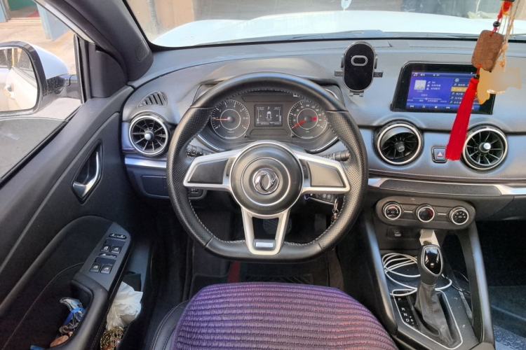 Used Dongfeng Fengon 500 2021 1.5L CVT Enjoyment Model Steering Wheel