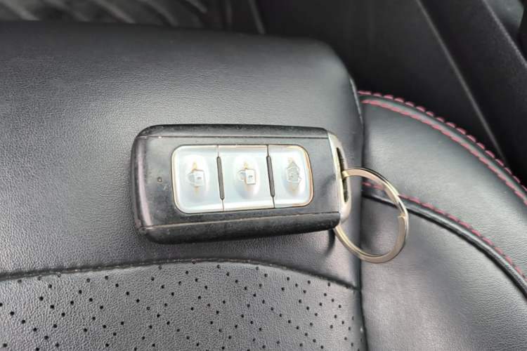 Used Dongfeng Fengon 500 2021 1.5L CVT Enjoyment Version Vehicle Key
