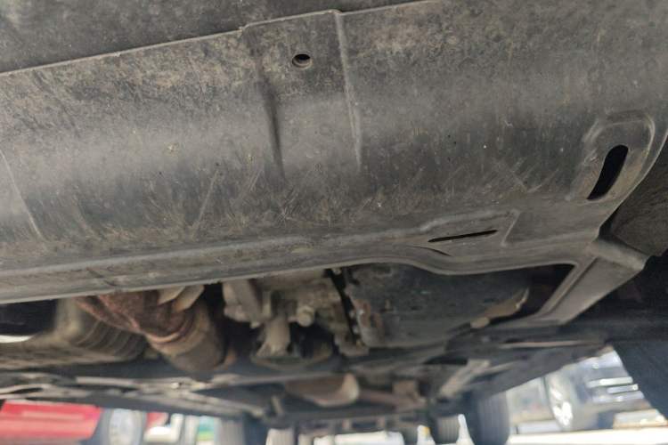 Used Dongfeng Fengon 500 2022 1.5T CVT Comfort Edition Chassis Front